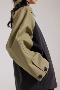 Bandhagen Raincoat^STUTTERHEIM Shop