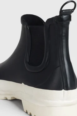 Chelsea Rainwalker^STUTTERHEIM Sale