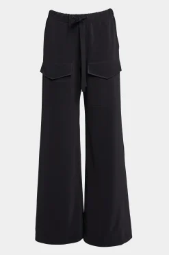 Jarla Matte Trousers^STUTTERHEIM Online