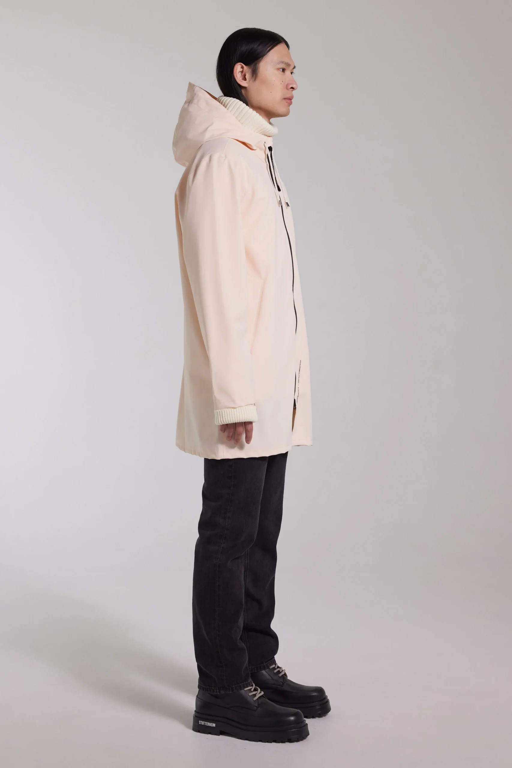Stockholm Lightweight Zip Matte Raincoat^STUTTERHEIM Fashion